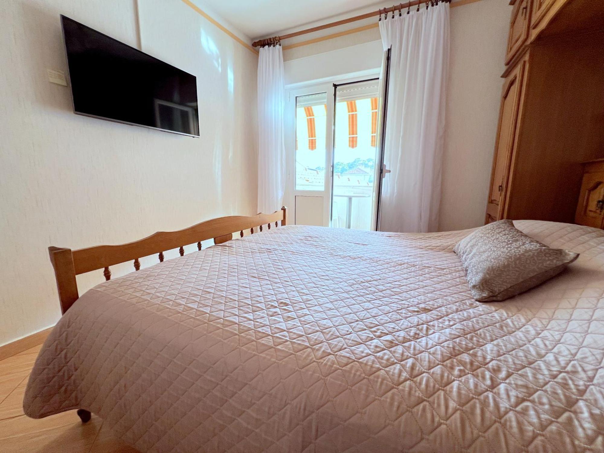 Bed & Breakfast Rab Palit Exterior photo