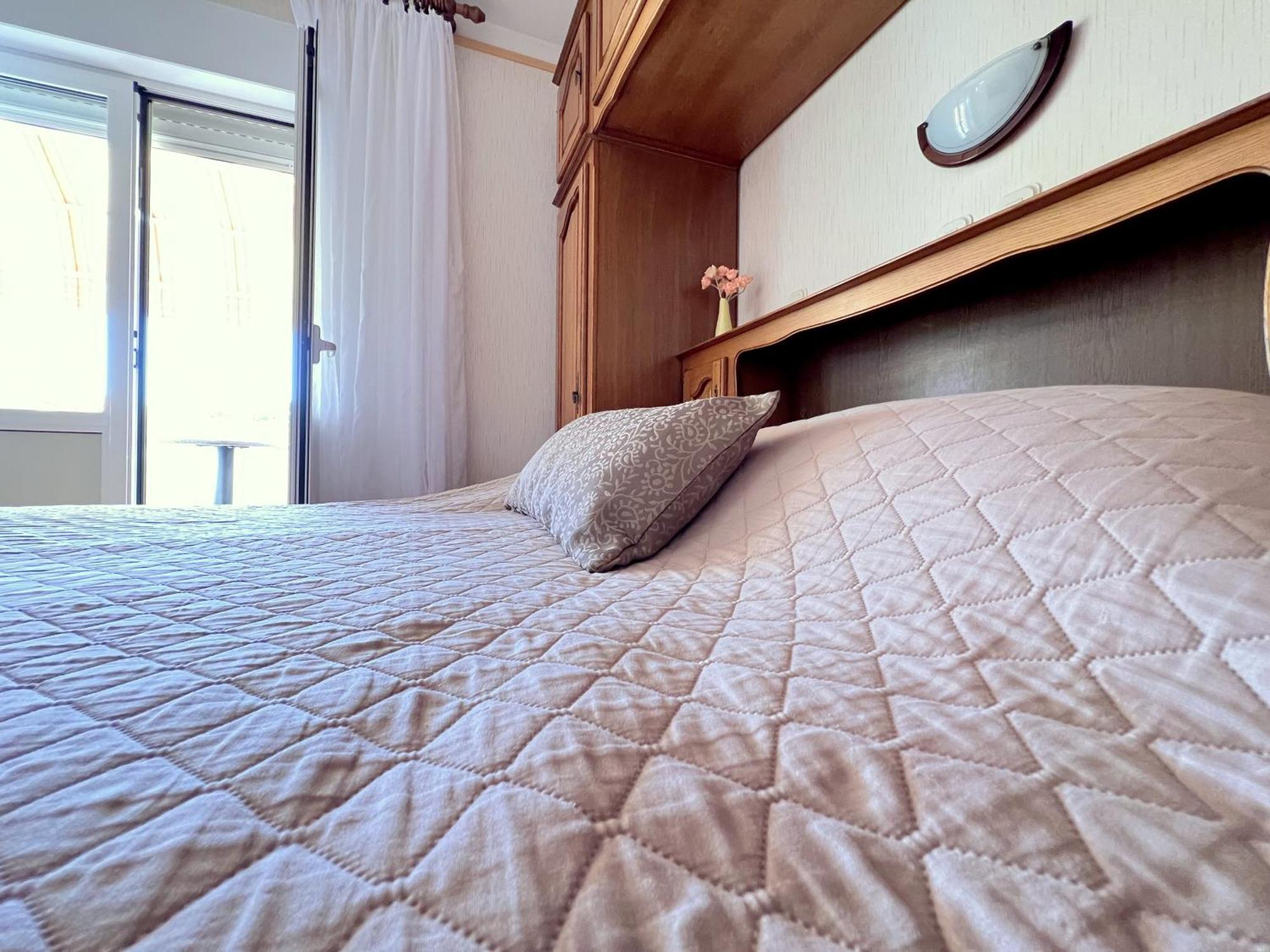 Bed & Breakfast Rab Palit Exterior photo